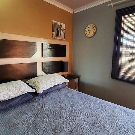 Genesis Self Catering Apartments Bloemfontein Exteriör bild