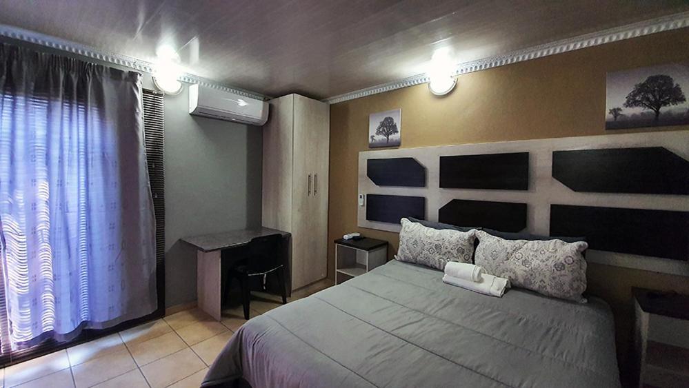 Genesis Self Catering Apartments Bloemfontein Exteriör bild